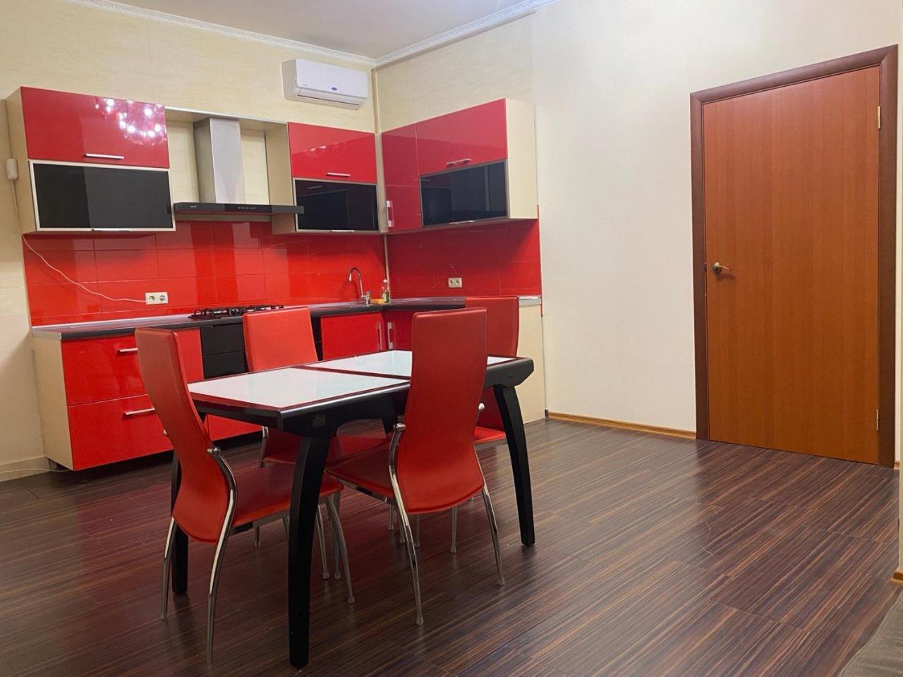 Valencia Hotel Odessa Exteriör bild